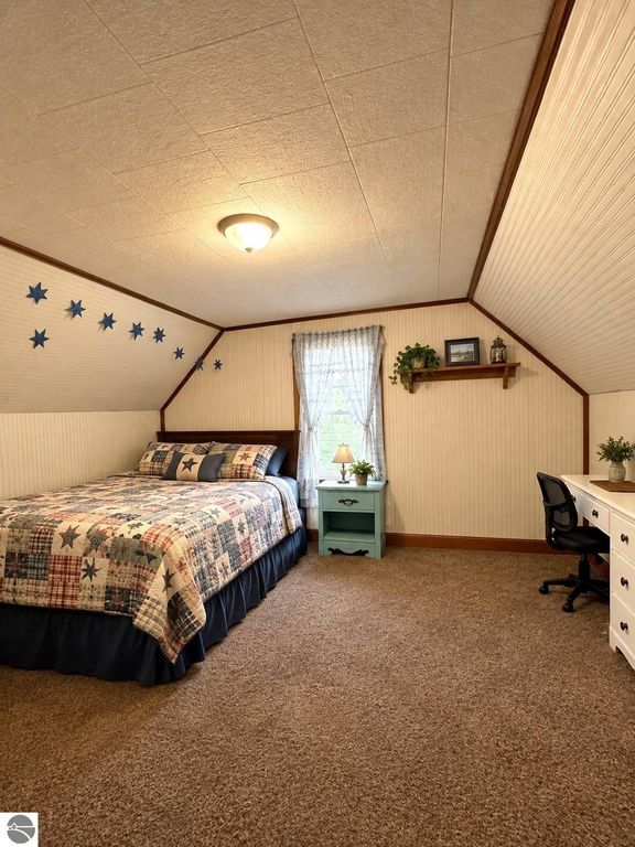 Image 16 of property listing at 110 N Grover Avenue, Alma, MI 48801