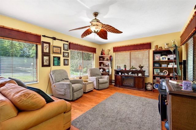 10936 N AIRWAY LOOP, Citrus Springs, FL 34434