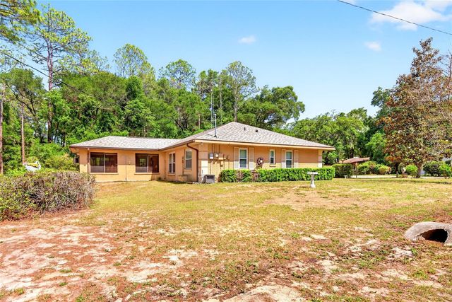 10936 N AIRWAY LOOP, Citrus Springs, FL 34434