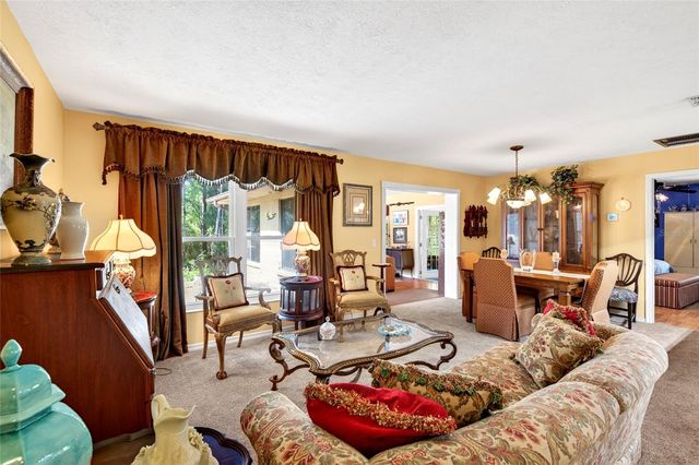 10936 N AIRWAY LOOP, Citrus Springs, FL 34434
