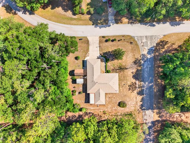 10936 N AIRWAY LOOP, Citrus Springs, FL 34434