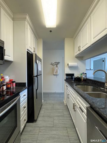 127 Greyrock Place PL2, Stamford, CT 06901