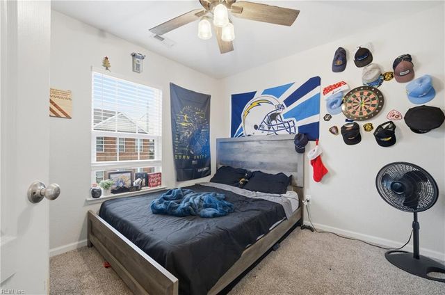 212 Breccia LN, Virginia Beach, VA 23462