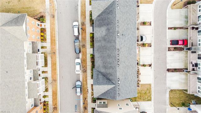 212 Breccia LN, Virginia Beach, VA 23462