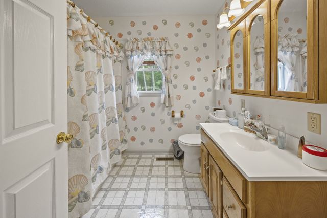 8988 Old Tullahoma Rd, Estill Springs, TN 37330