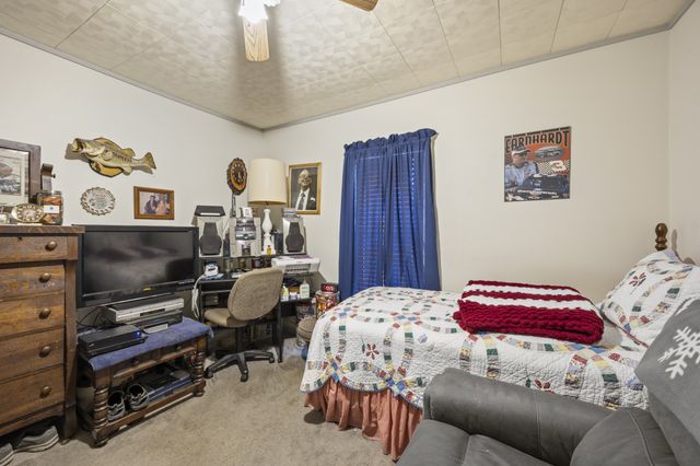8988 Old Tullahoma Rd, Estill Springs, TN 37330