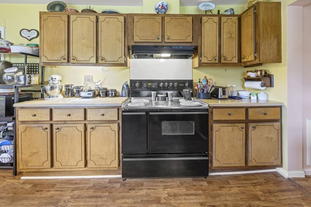 8988 Old Tullahoma Rd, Estill Springs, TN 37330
