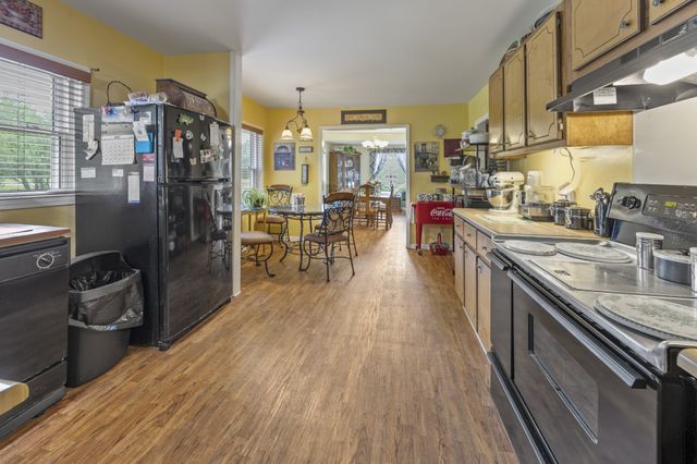 8988 Old Tullahoma Rd, Estill Springs, TN 37330