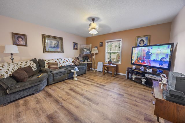 8988 Old Tullahoma Rd, Estill Springs, TN 37330