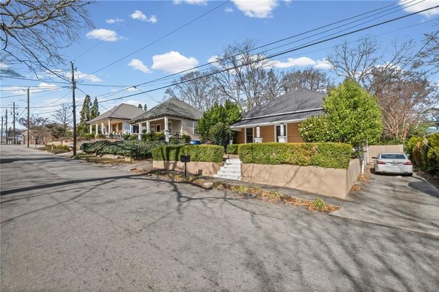 805 Antone NW Street, Atlanta, GA 30318