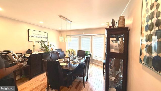 866 HUNTERS DR, Woodbury, NJ 08096