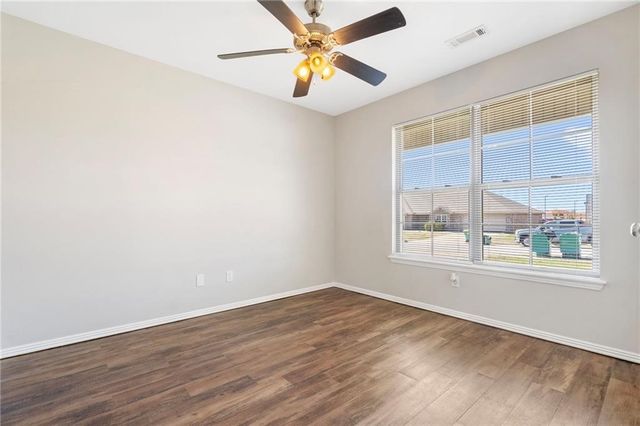 103 Foxglove Street, Centerton, AR 72719