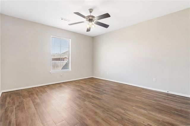 103 Foxglove Street, Centerton, AR 72719