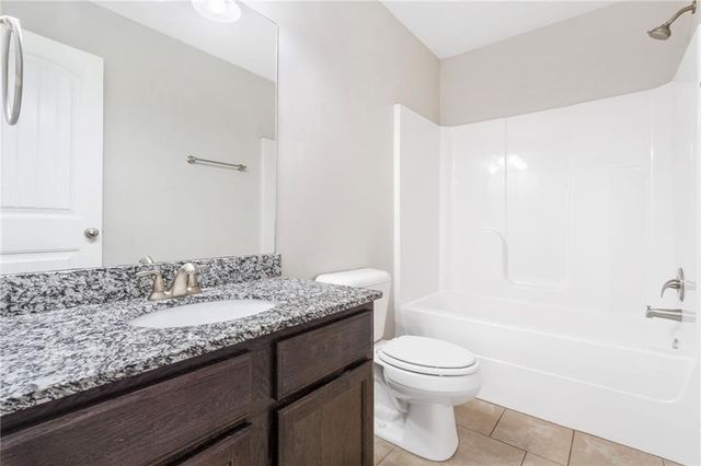 103 Foxglove Street, Centerton, AR 72719