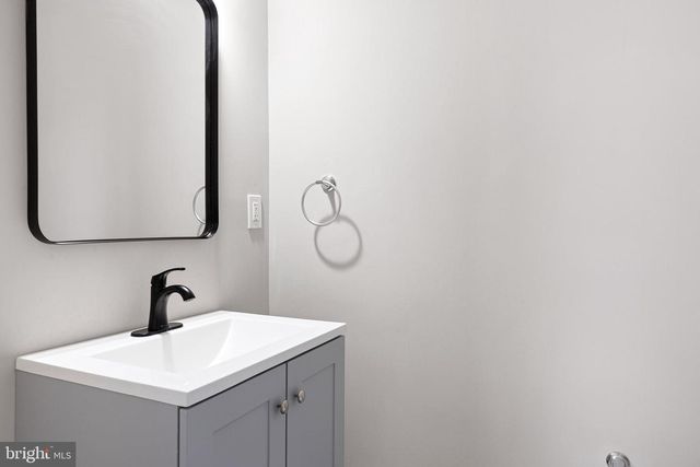 234 N RODNEY ST, Wilmington, DE 19805