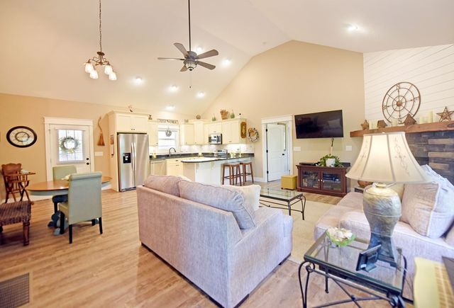 83 Highland Drive, Blairsville, GA 30512