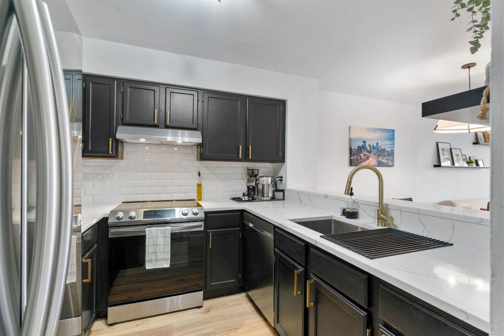 401 S 1st Street 503, Minneapolis, MN 55401