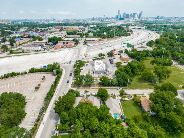 806 E 12TH Street, Dallas, TX 75203