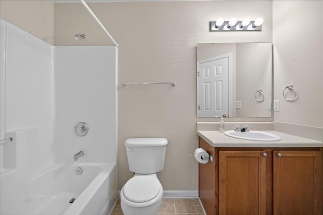 7360 Suncatcher Drive, Hanahan, SC 29410