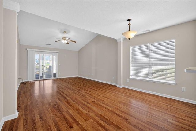 7360 Suncatcher Drive, Hanahan, SC 29410