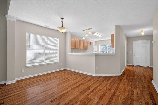 7360 Suncatcher Drive, Hanahan, SC 29410