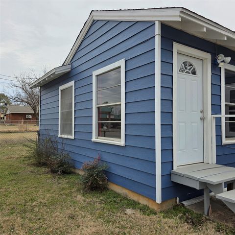 1801 21st Avenue, Mineral Wells, TX 76067