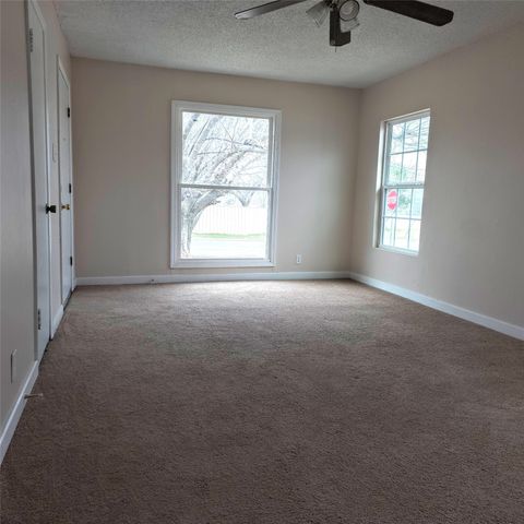 1801 21st Avenue, Mineral Wells, TX 76067