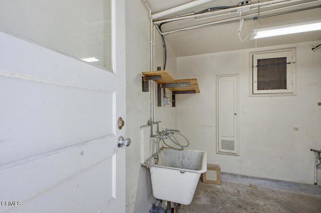 1205 Tyler Street, Glendale, CA 91205