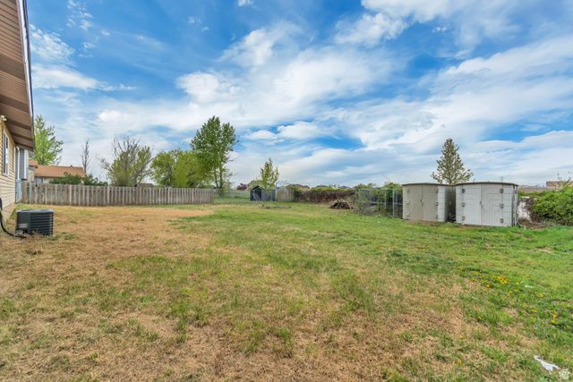 2575 N 2250 W, Farr West, UT 84404