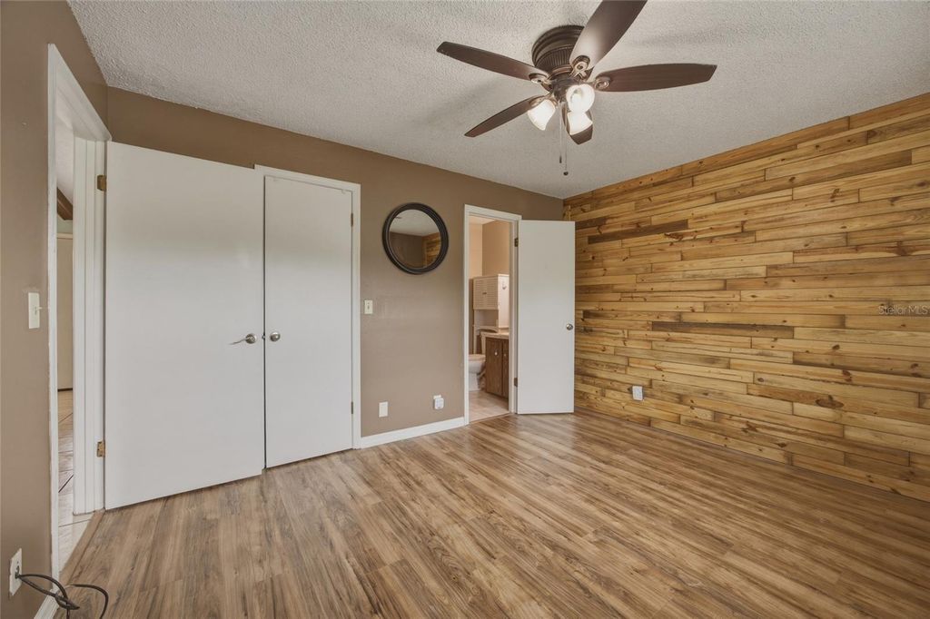 Image 13 of property listing at 4265 NE 25 TERRACE, Ocala, FL 34479