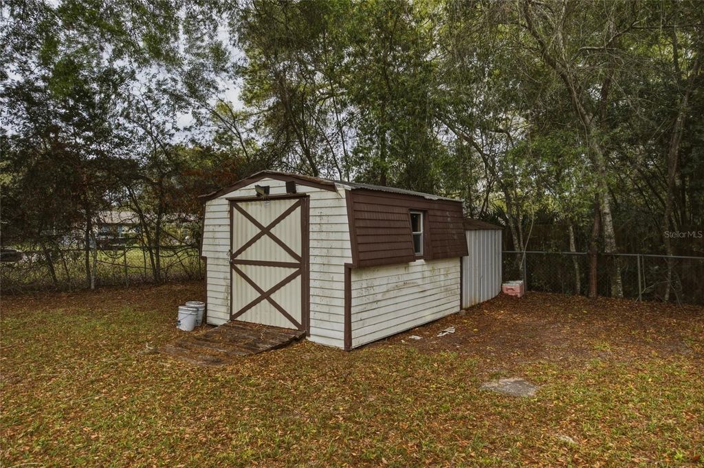 Image 23 of property listing at 4265 NE 25 TERRACE, Ocala, FL 34479