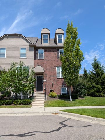333 Glenhurst Boulevard 9, Rochester Hills, MI 48307
