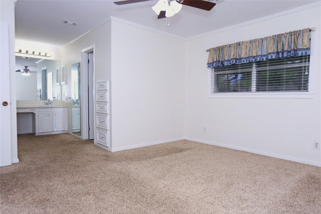 115 Irwin Road, West Columbia, TX 77486