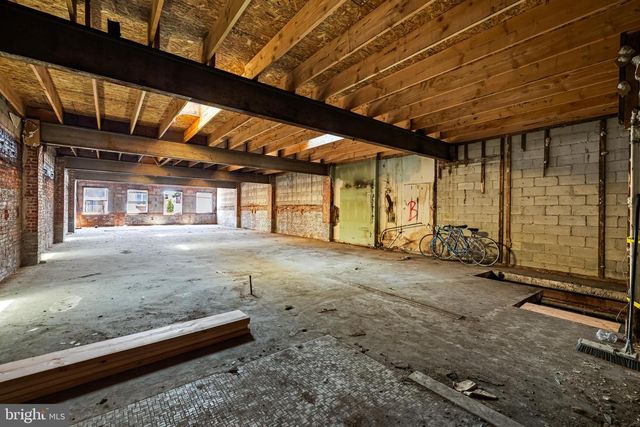 858 TYSON ST, Baltimore, MD 21201