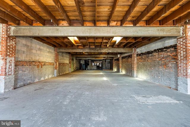 858 TYSON ST, Baltimore, MD 21201