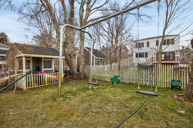 309 Bradford Street, Provincetown, MA 02657