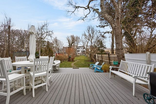309 Bradford Street, Provincetown, MA 02657
