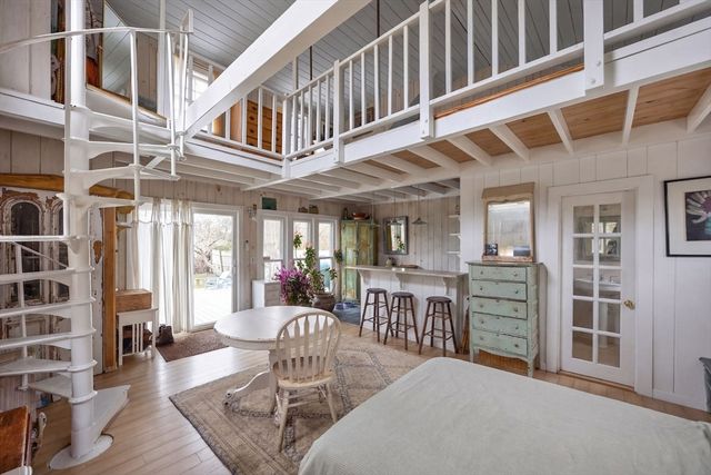 309 Bradford Street, Provincetown, MA 02657