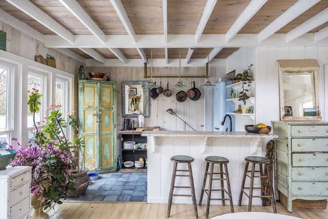 309 Bradford Street, Provincetown, MA 02657