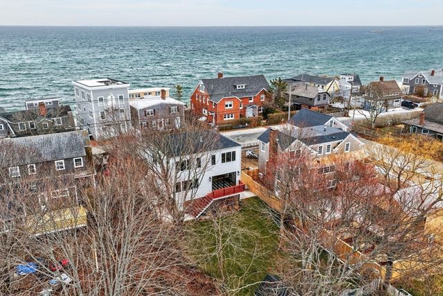 309 Bradford Street, Provincetown, MA 02657