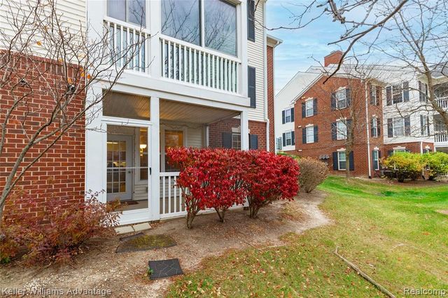 921 E Summerfield Glen Circle, Ann Arbor, MI 48103