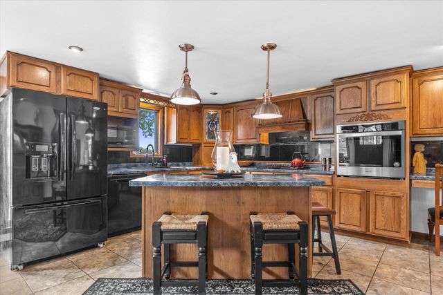 24947 Madison STREET, Kansasville, WI 53139