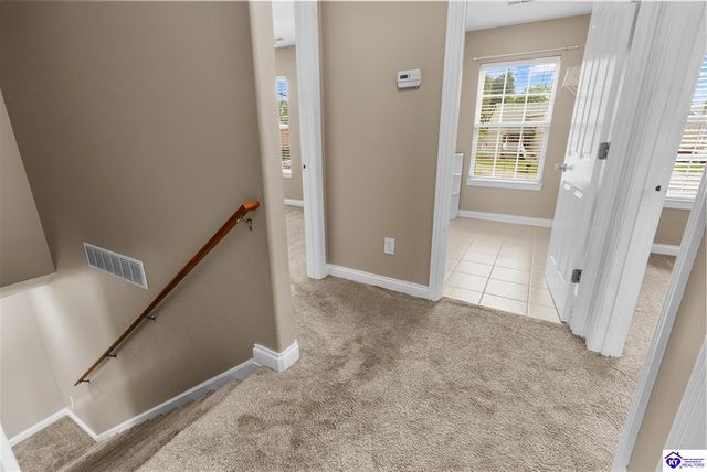 205 Creekvale Court, Vine Grove, KY 40175
