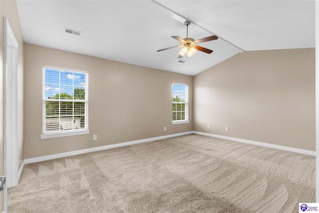 205 Creekvale Court, Vine Grove, KY 40175