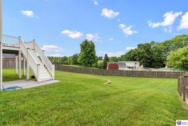 205 Creekvale Court, Vine Grove, KY 40175