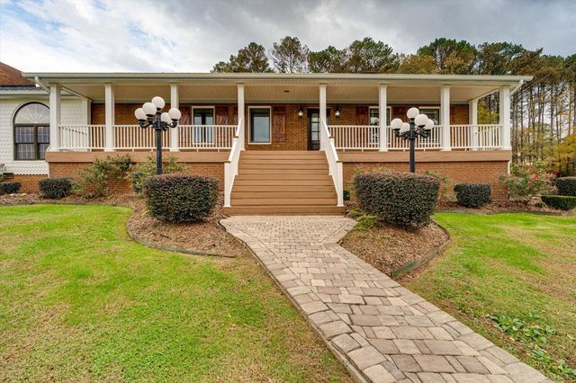 105 County Road 206, Bridgeport, AL 35740