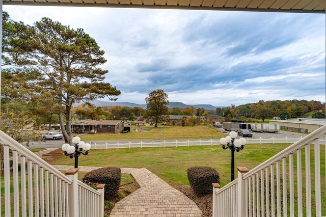 105 County Road 206, Bridgeport, AL 35740