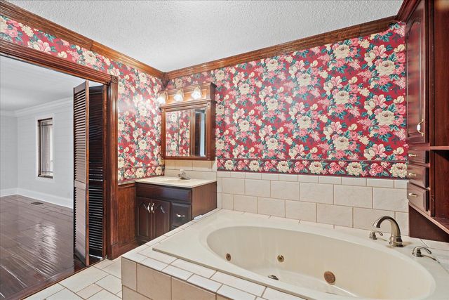 105 County Road 206, Bridgeport, AL 35740