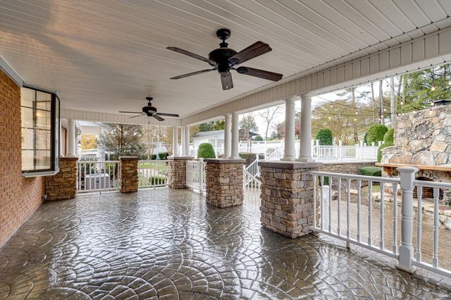 105 County Road 206, Bridgeport, AL 35740