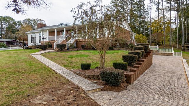 105 County Road 206, Bridgeport, AL 35740